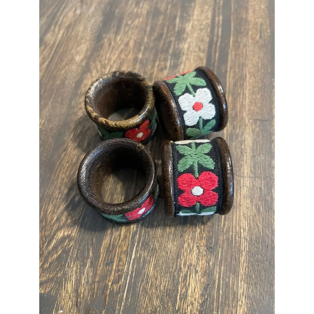 Vintage Bohemian Wood Napkin Rings Embroidered Floral Fabric Inlay Set of 4